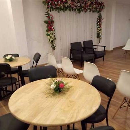 מלון דלהי Oyo Townhouse 008 Greater Kailash מראה חיצוני תמונה